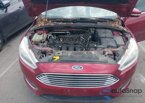 2015 Ford Focus Titanium из США, поврежденный, VIN 1FADP3N24FL217315